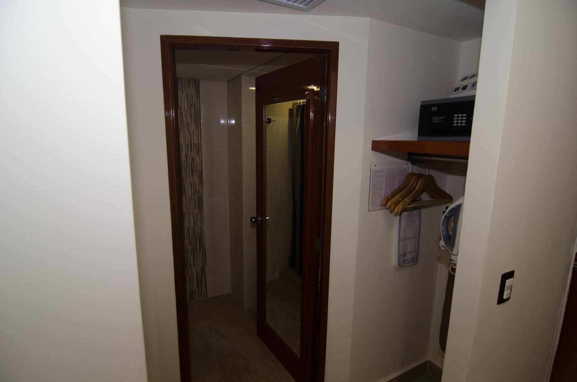 Hotel Hostal De Cortes Veracruz Buitenkant foto